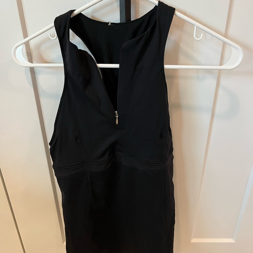 Lululemon Size 6 black tank